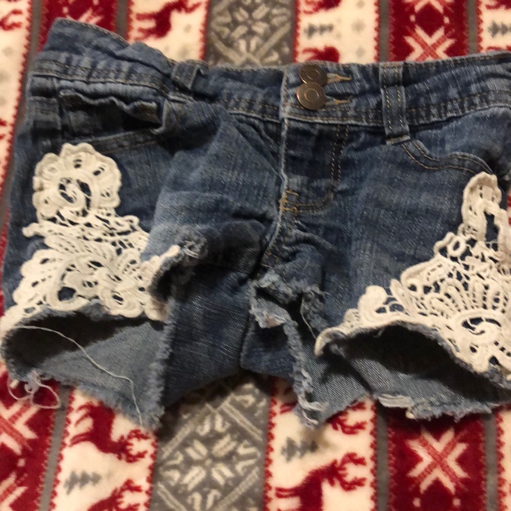 MUDD women’s short shorts